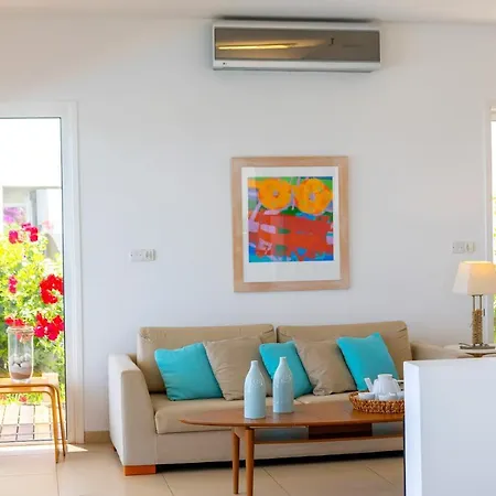 Protaras Beachfront Villa Alia