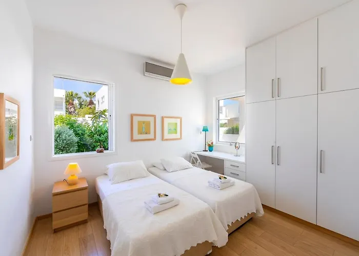 Villa Beachfront Alia Protaras