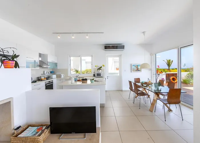 Beachfront Alia Villa