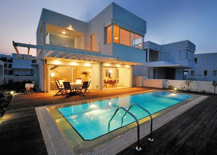 Villa Protaras Beachfront Villa Alia *