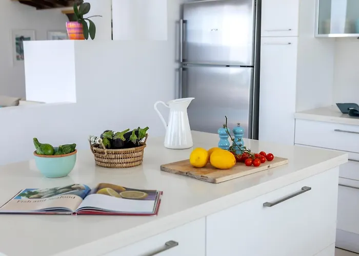 Vila Beachfront Alia *